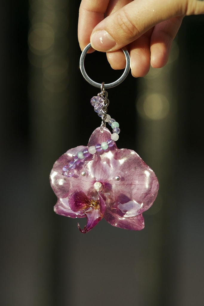 [Porte-clés 2 perles argentées Phalaenopsis] Porte-clés 2 perles argentées Phalaenopsis