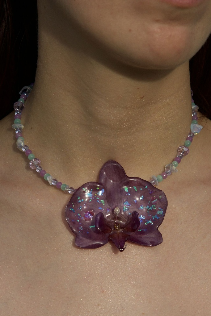 [Collier petites perles vertes Phalaenopsis] Collier petites perles vertes Phalaenopsis